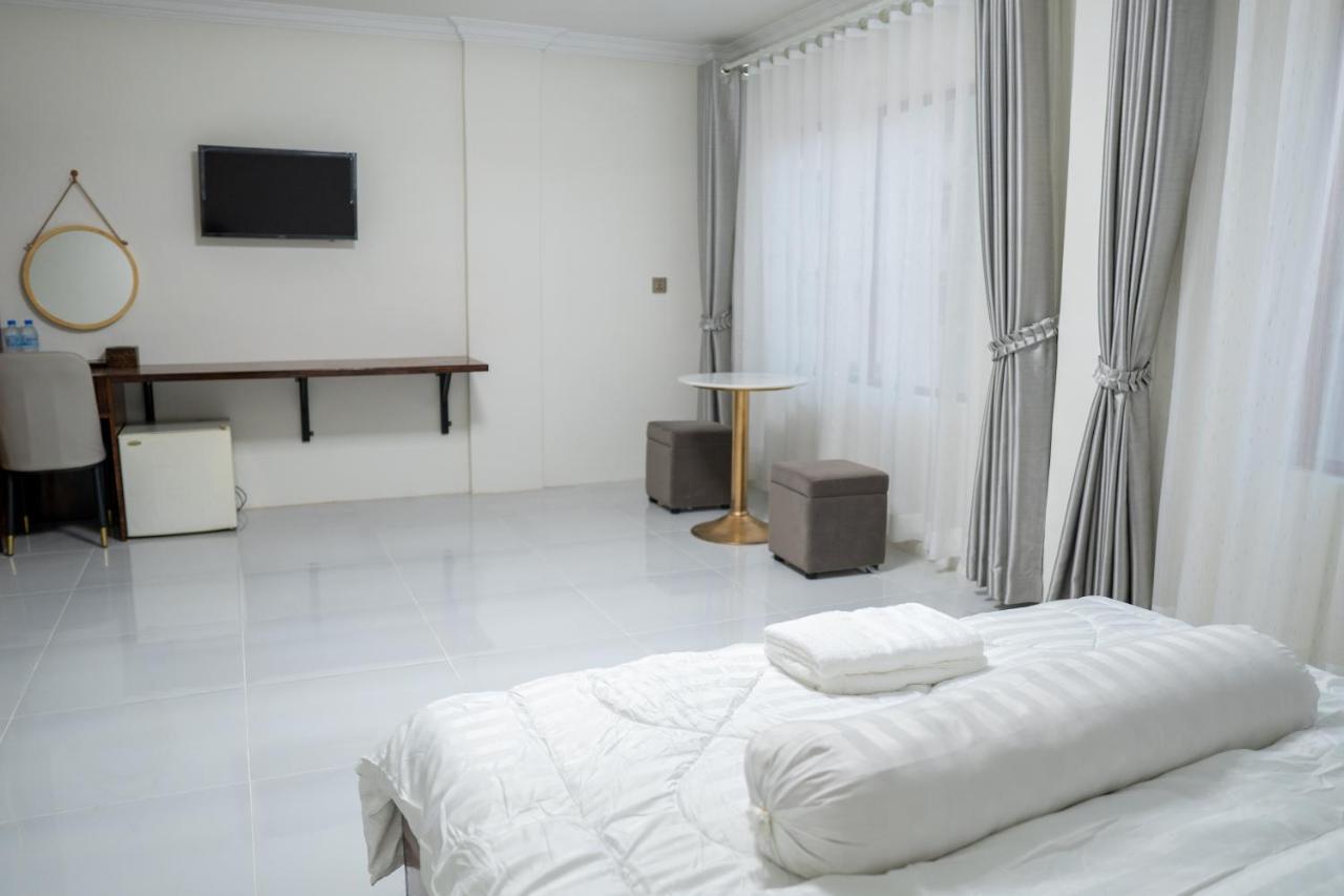 Hotel Empire House, Phnompenh Exteriér fotografie