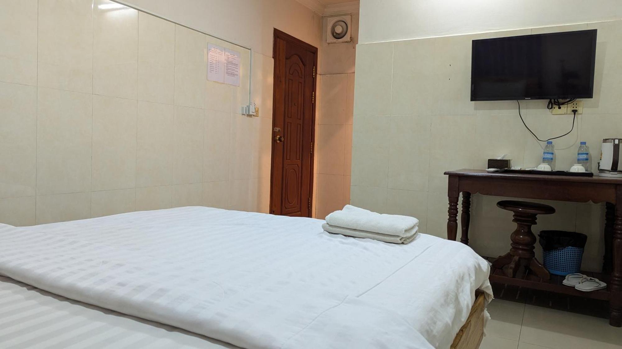 Hotel Empire House, Phnompenh Exteriér fotografie